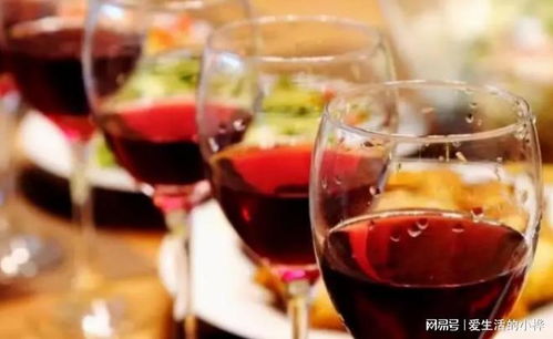 医生提醒 痛风患者牢记“3少吃、3不喝”，对肾功能有益，尤其远离烈酒甜味